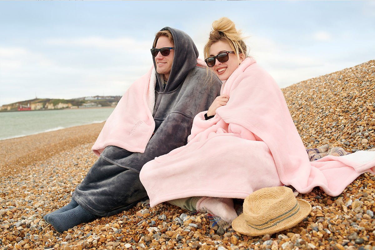 What is a Hooded Blanket & Why Get One? - Snuggy